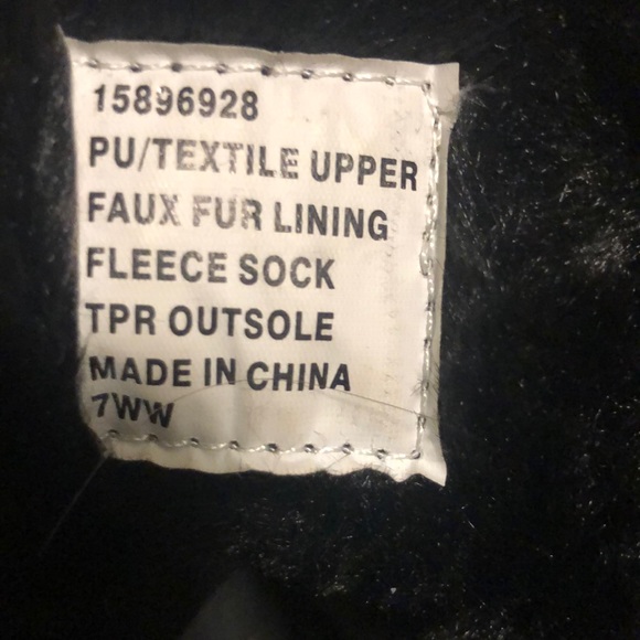 Torrid fur lined water resistant boots - Picture 4 of 13